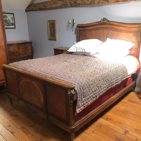 224 Rue St Martin Feriehus Montbray