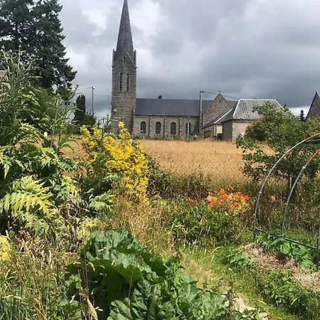 224 Rue St Martin * Montbray